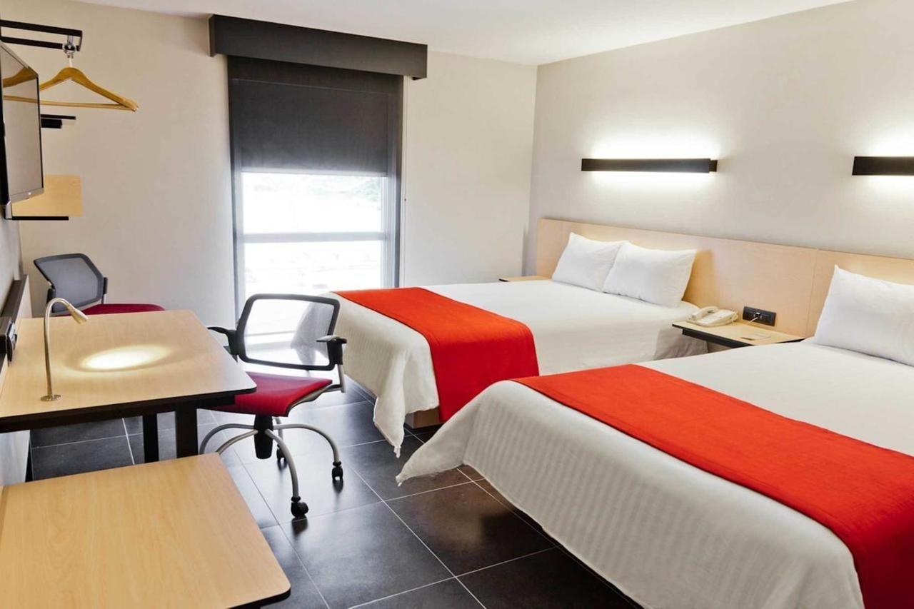 City Express By Marriott Paraíso Esterno foto