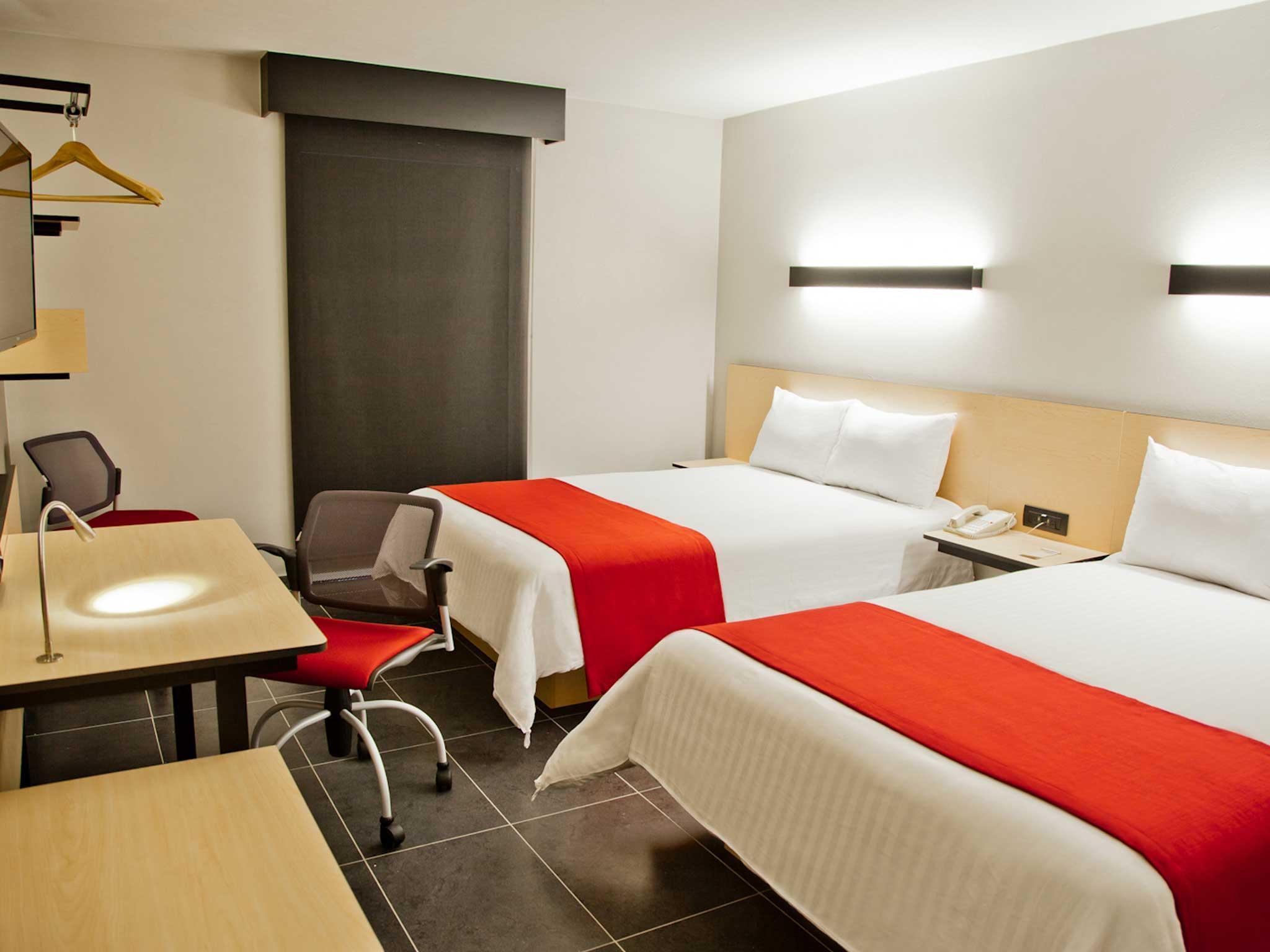 City Express By Marriott Paraíso Esterno foto
