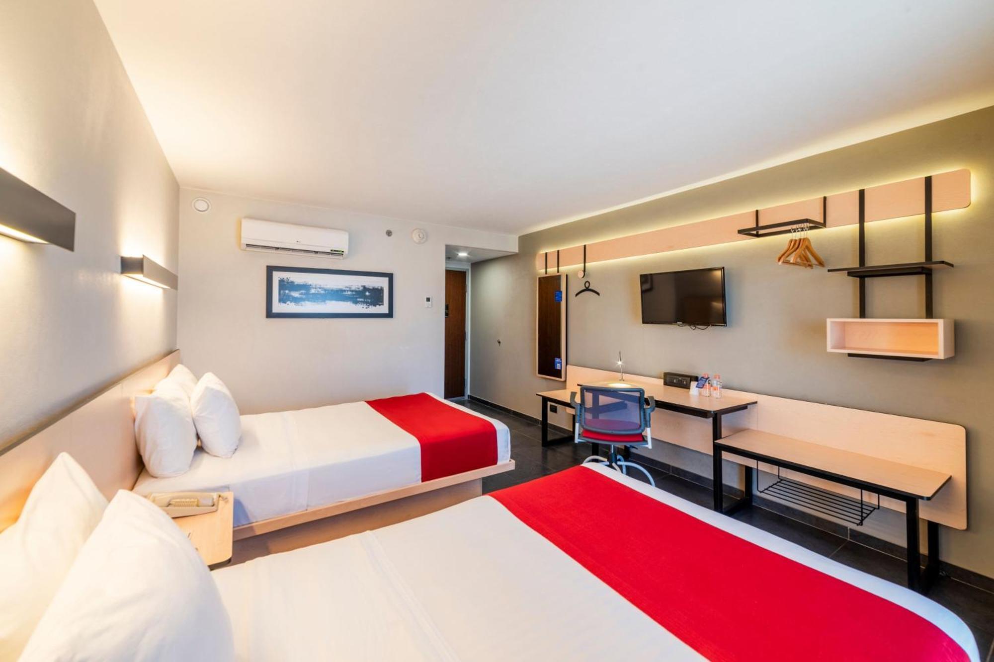 City Express By Marriott Paraíso Esterno foto